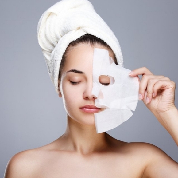 GIVE THEM LALA STAY CALM Soothing Sheet Face Masks Infused Aloe Chamomile Set 4 - Picture 9 of 10